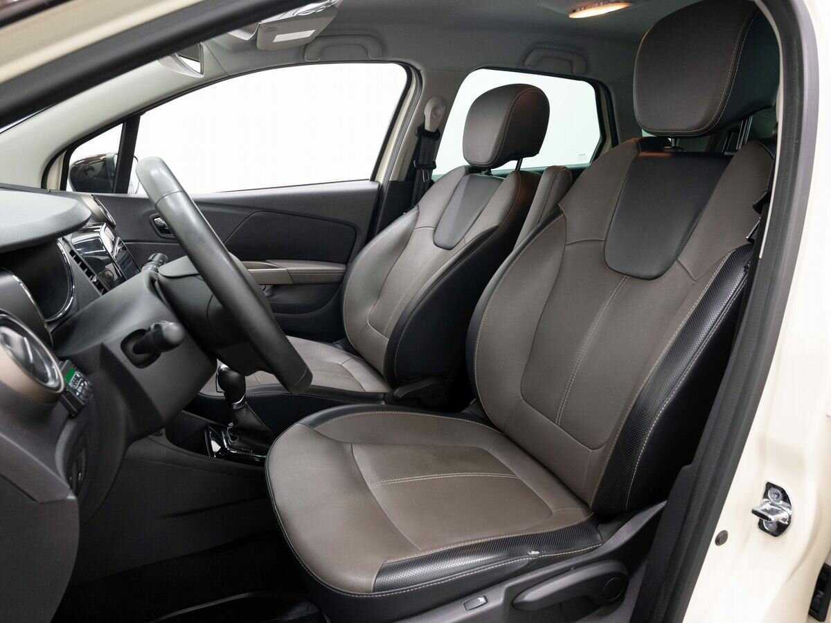 Renault Kaptur 2018 года с пробегом. Фото: #7