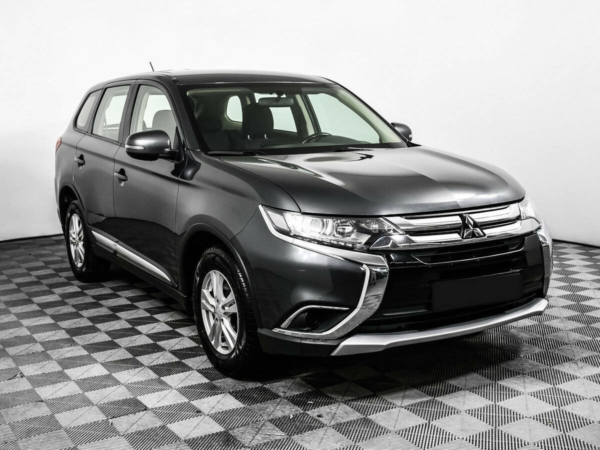 Mitsubishi Outlander 2016 года с пробегом. Фото: #2