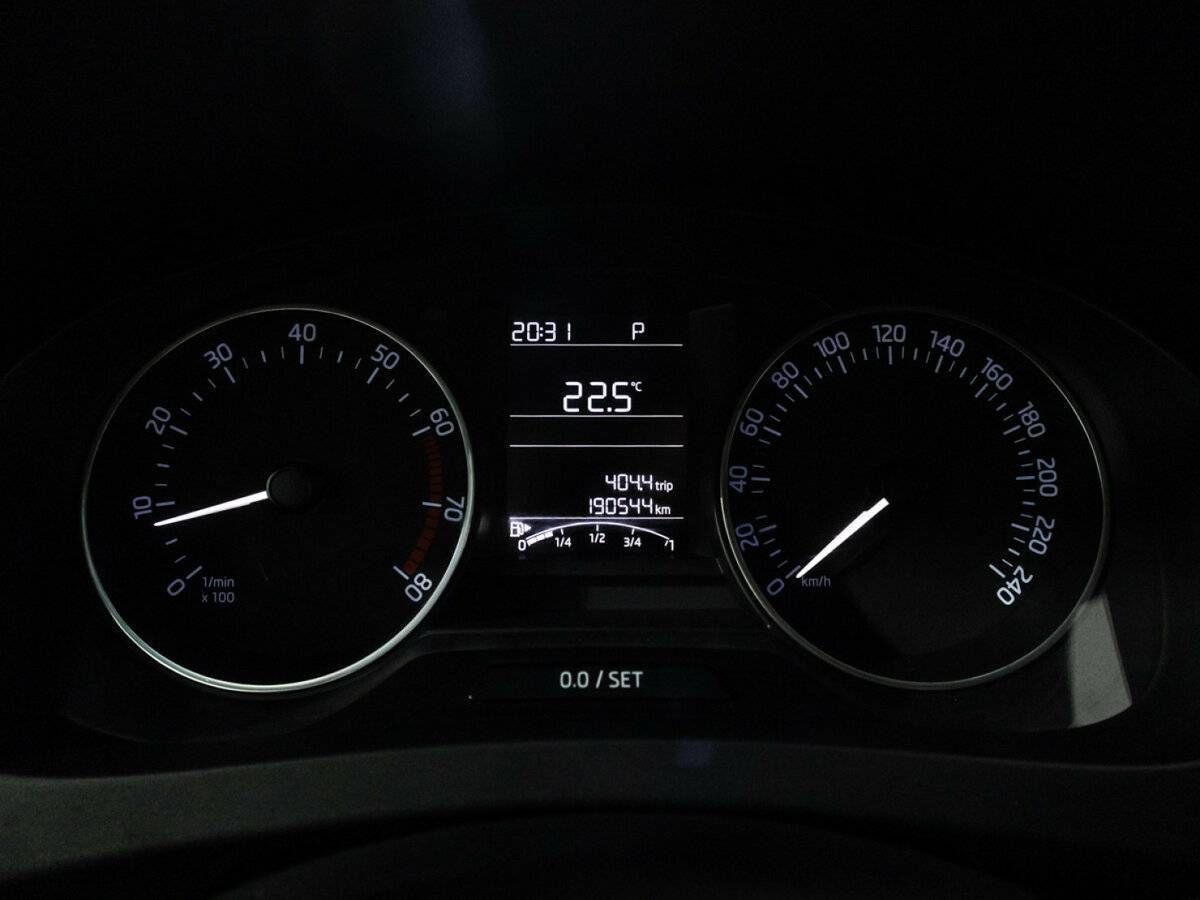 Skoda Rapid 2015 года с пробегом. Фото: #11