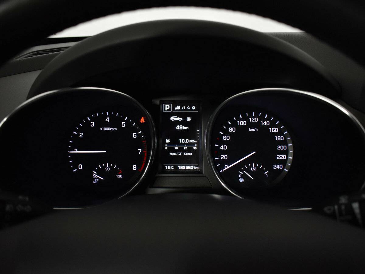 Hyundai Santa Fe 2015 года с пробегом. Фото: #12