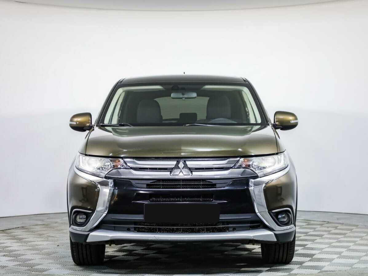 Mitsubishi Outlander 2015 года с пробегом. Фото: #0