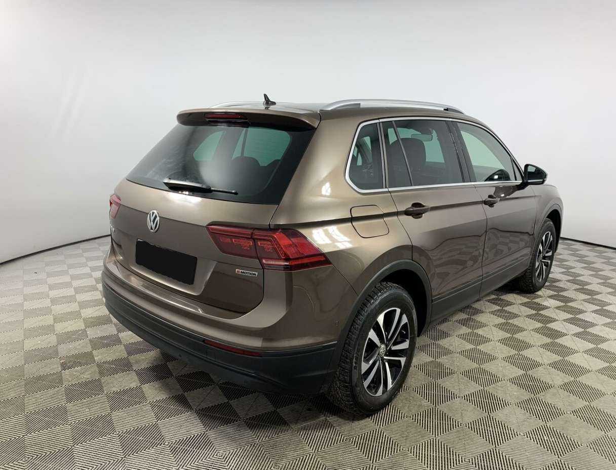 Volkswagen Tiguan 2019 года с пробегом. Фото: #4