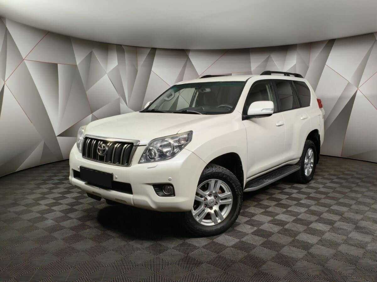 Toyota Land Cruiser Prado 2012 года с пробегом. Фото: #0