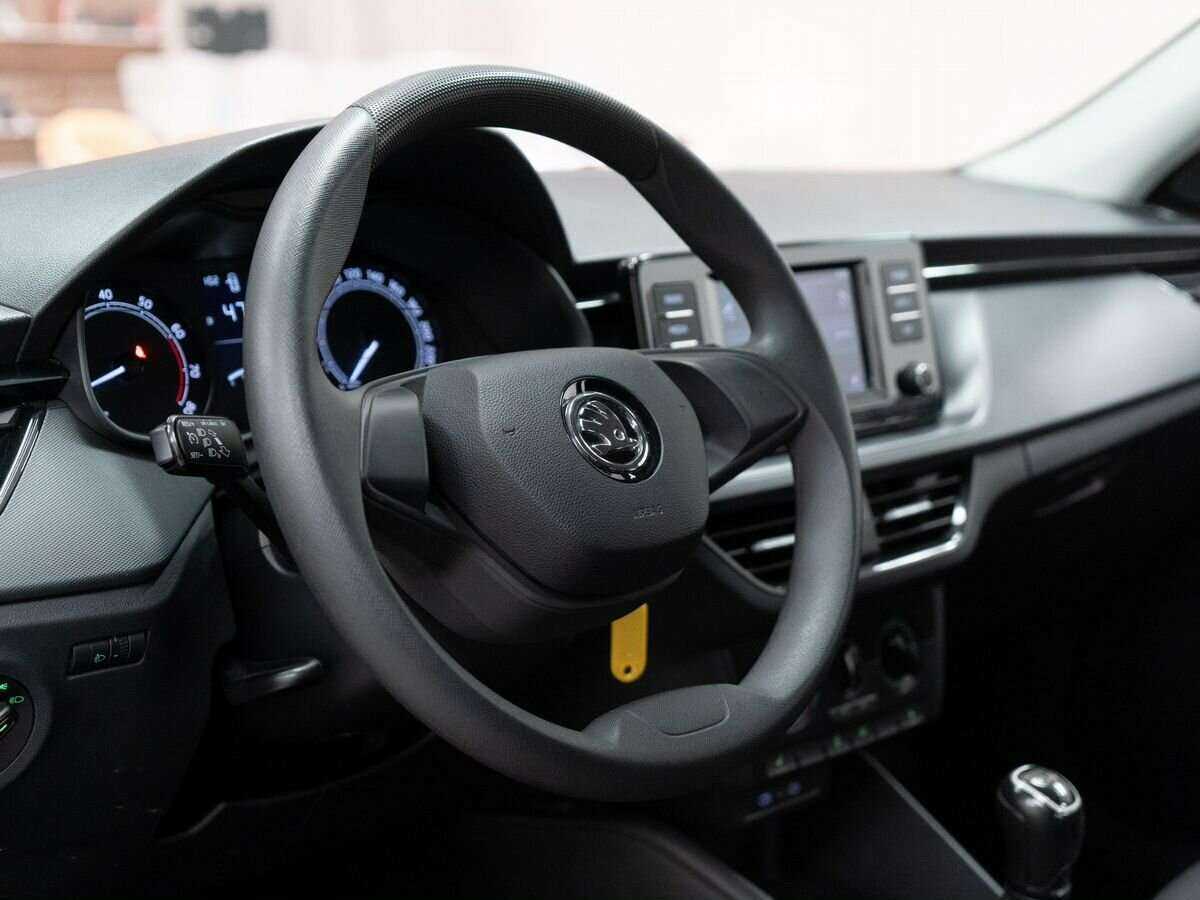 Skoda Rapid 2020 года с пробегом. Фото: #4