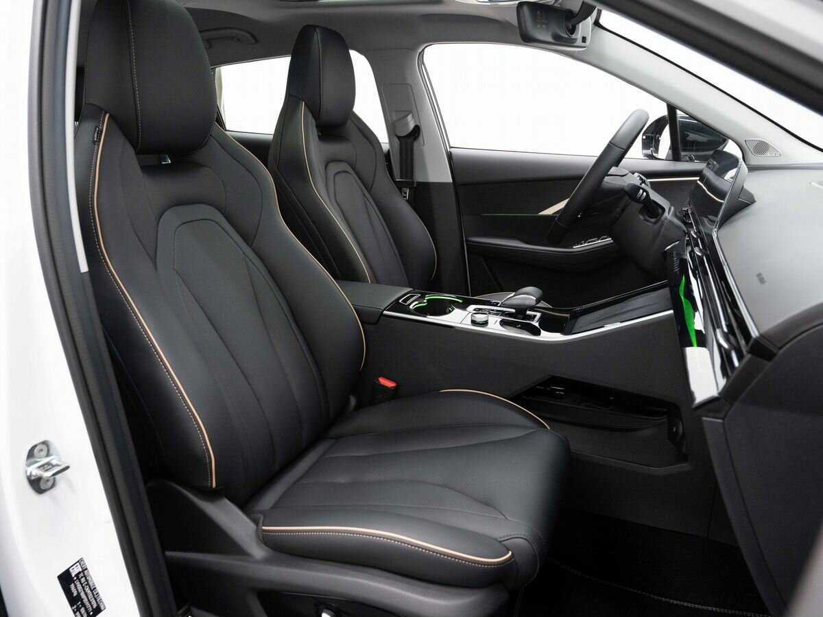 OMODA C5 2023 года с пробегом. Фото: #12