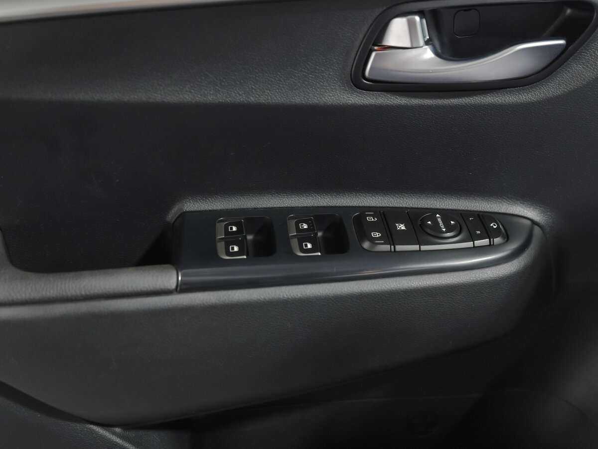 Kia Rio 2020 года с пробегом. Фото: #13