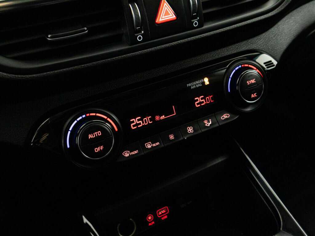 Kia Cerato 2019 года с пробегом. Фото: #15