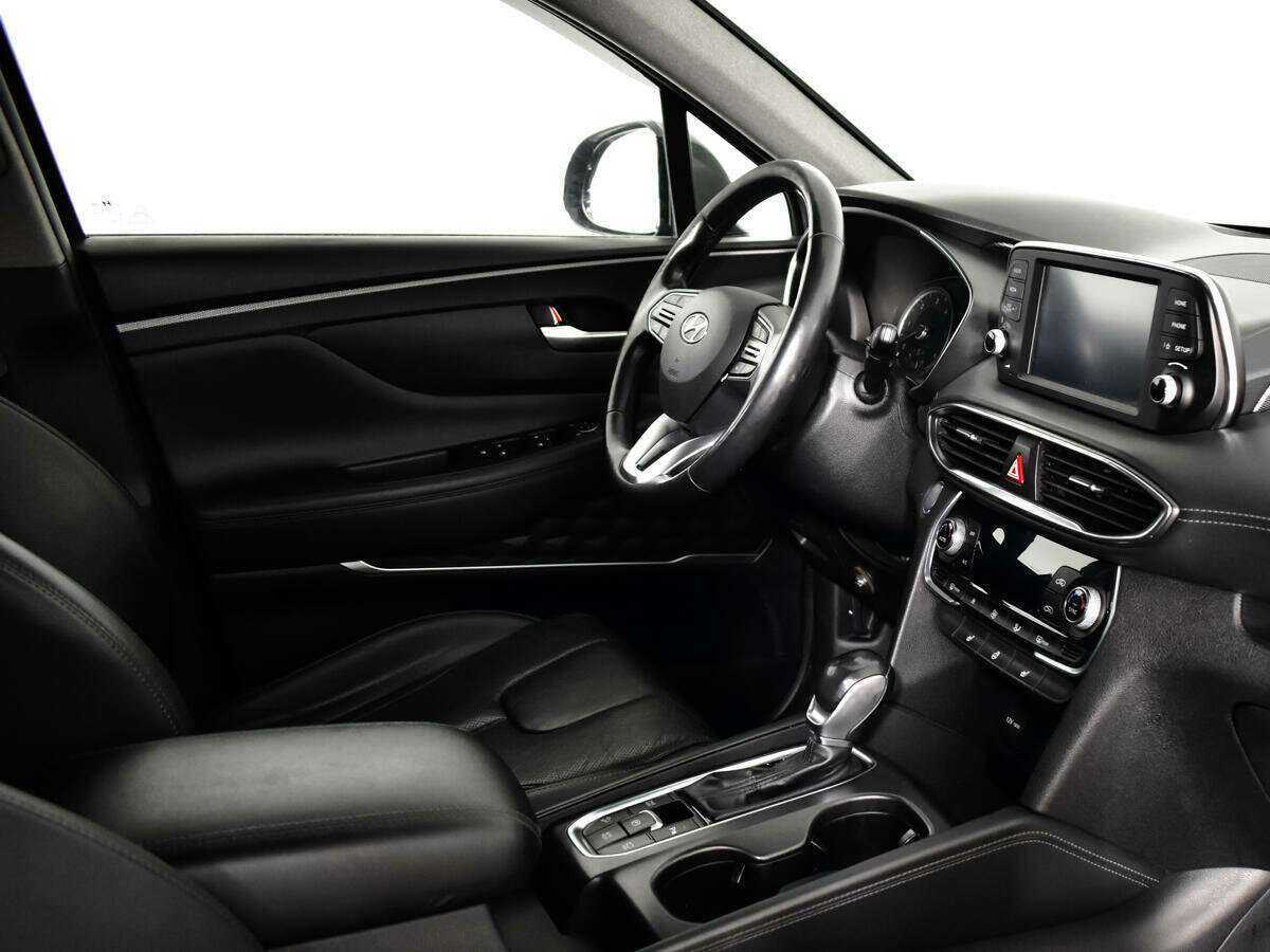 Hyundai Santa Fe 2018 года с пробегом. Фото: #9