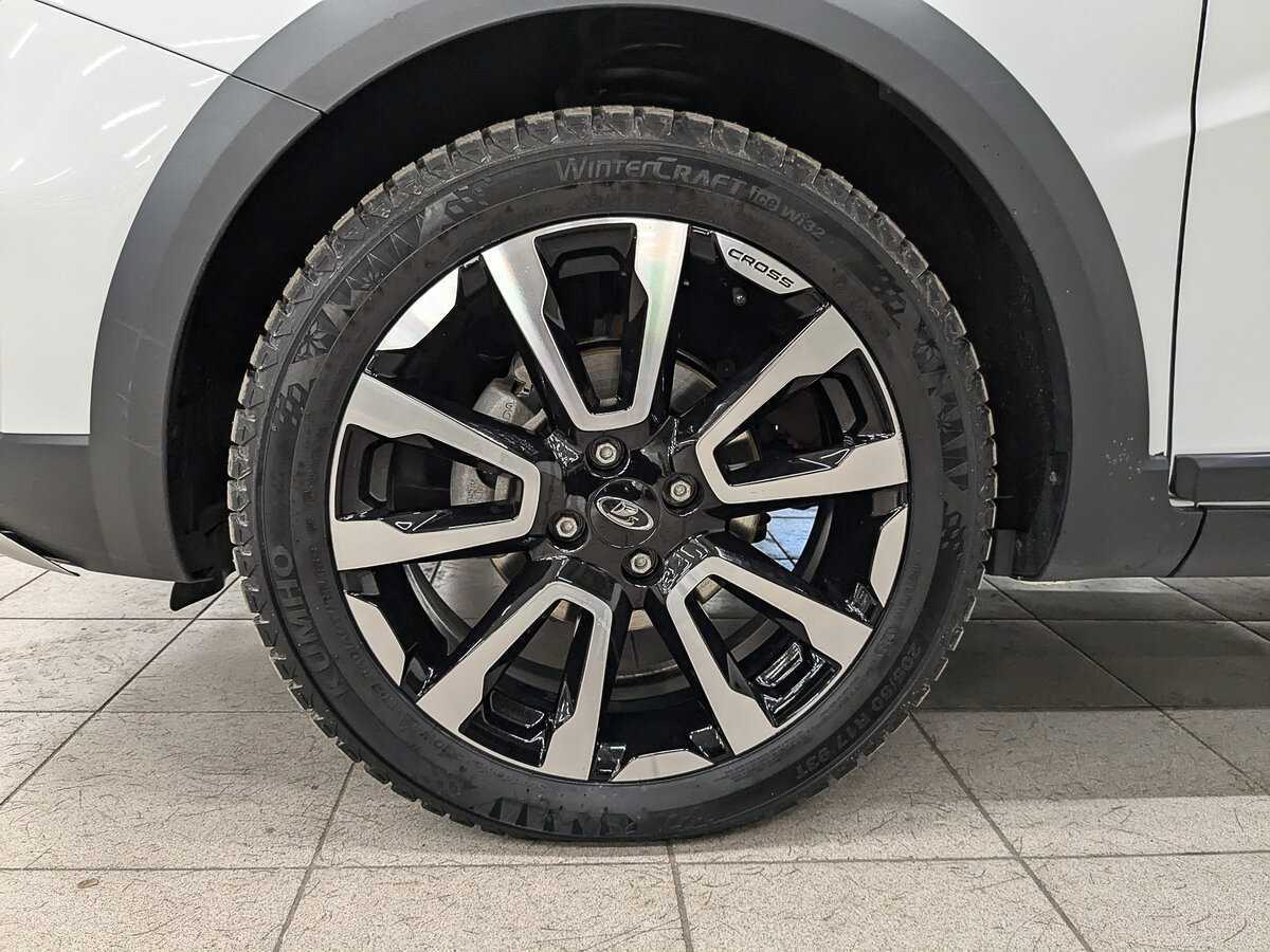 Lada (ВАЗ) Vesta 2024 года с пробегом. Фото: #11