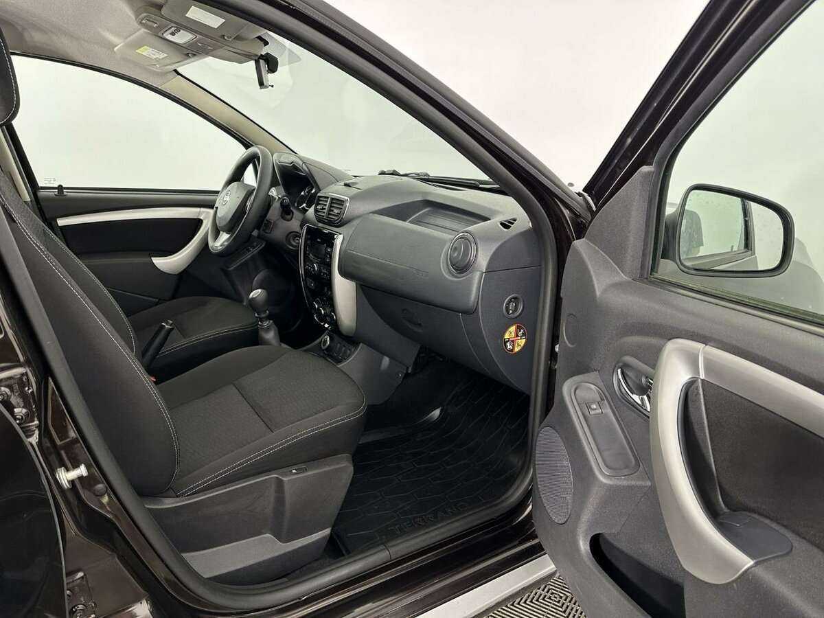 Nissan Terrano 2019 года с пробегом. Фото: #12