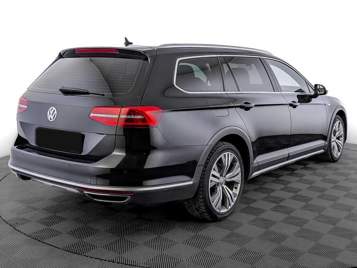 Volkswagen Passat 2018 года с пробегом. Фото: #4