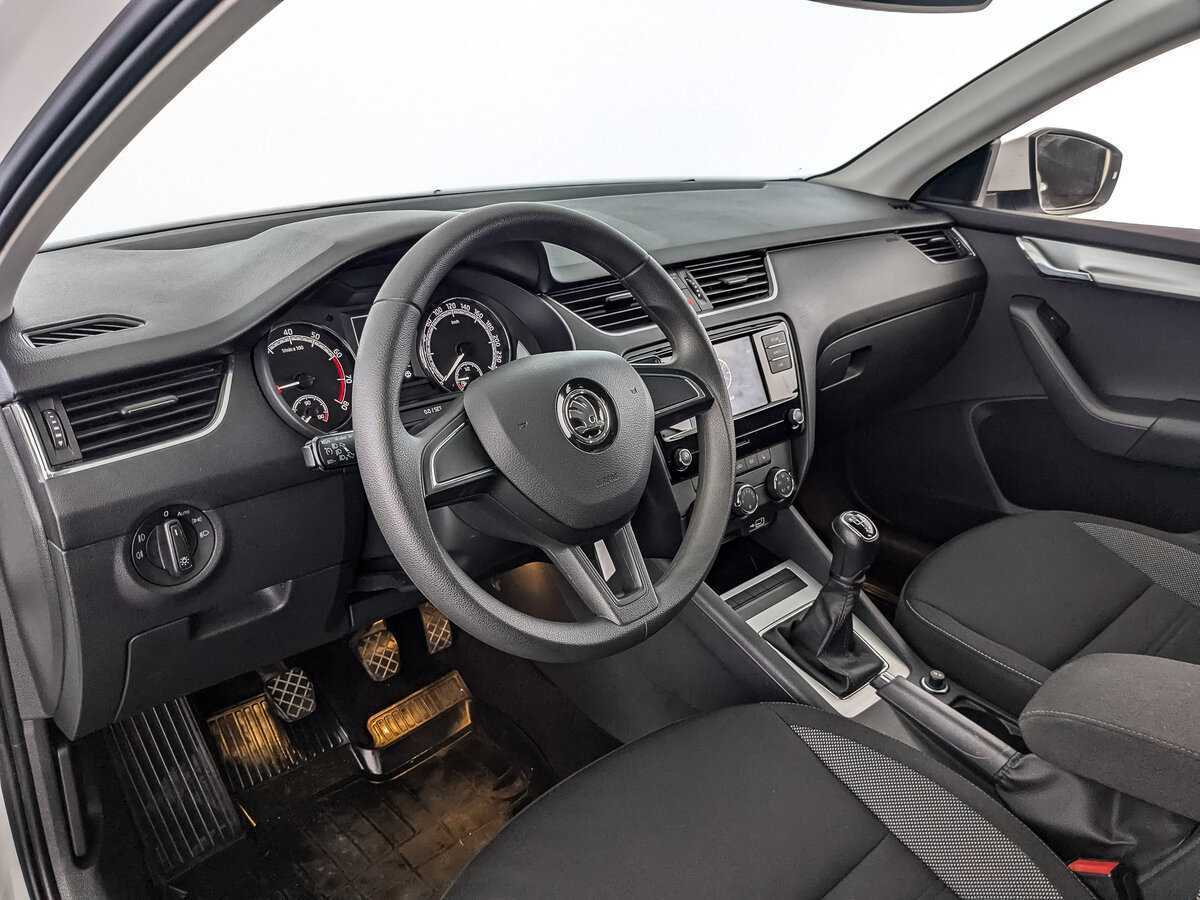 Skoda Octavia 2019 года с пробегом. Фото: #14