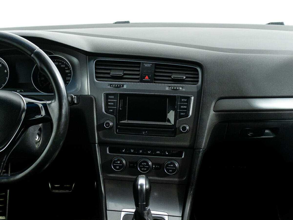 Volkswagen Golf 2013 года с пробегом. Фото: #8