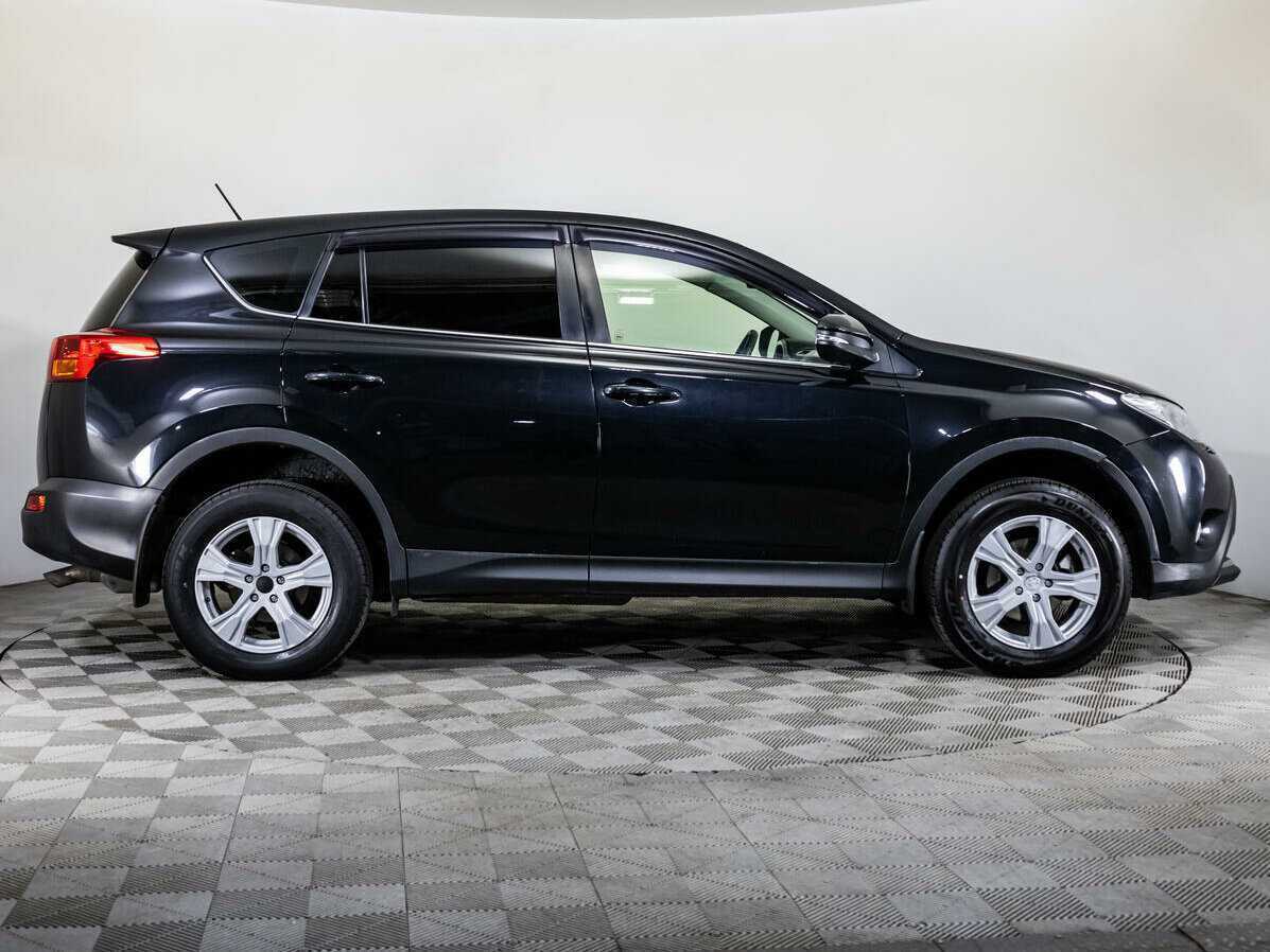 Toyota RAV4 2013 года с пробегом. Фото: #3