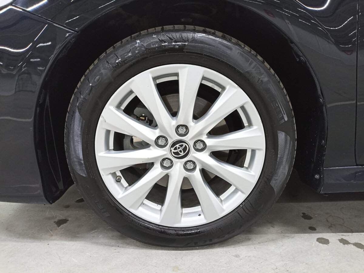 Toyota Camry 2019 года с пробегом. Фото: #17