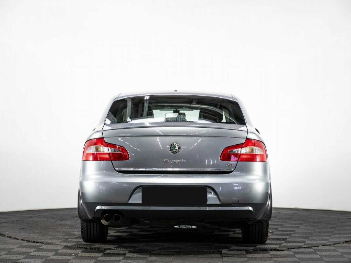 Skoda Superb 2012 года с пробегом. Фото: #4