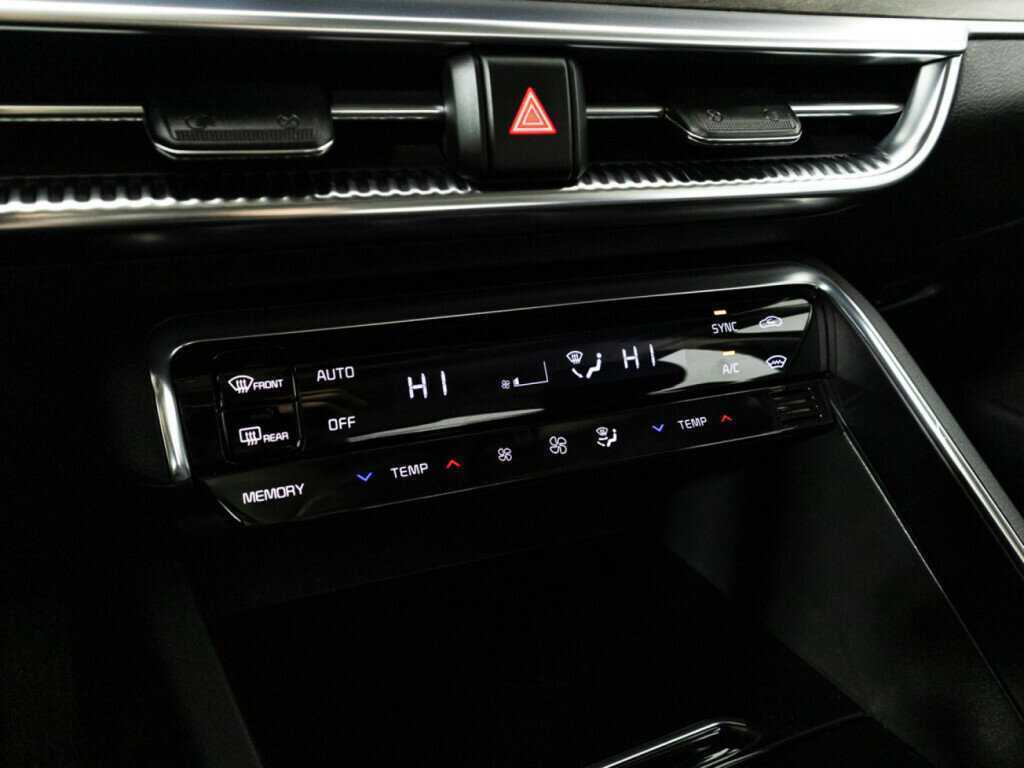 Kia K5 2020 года с пробегом. Фото: #16