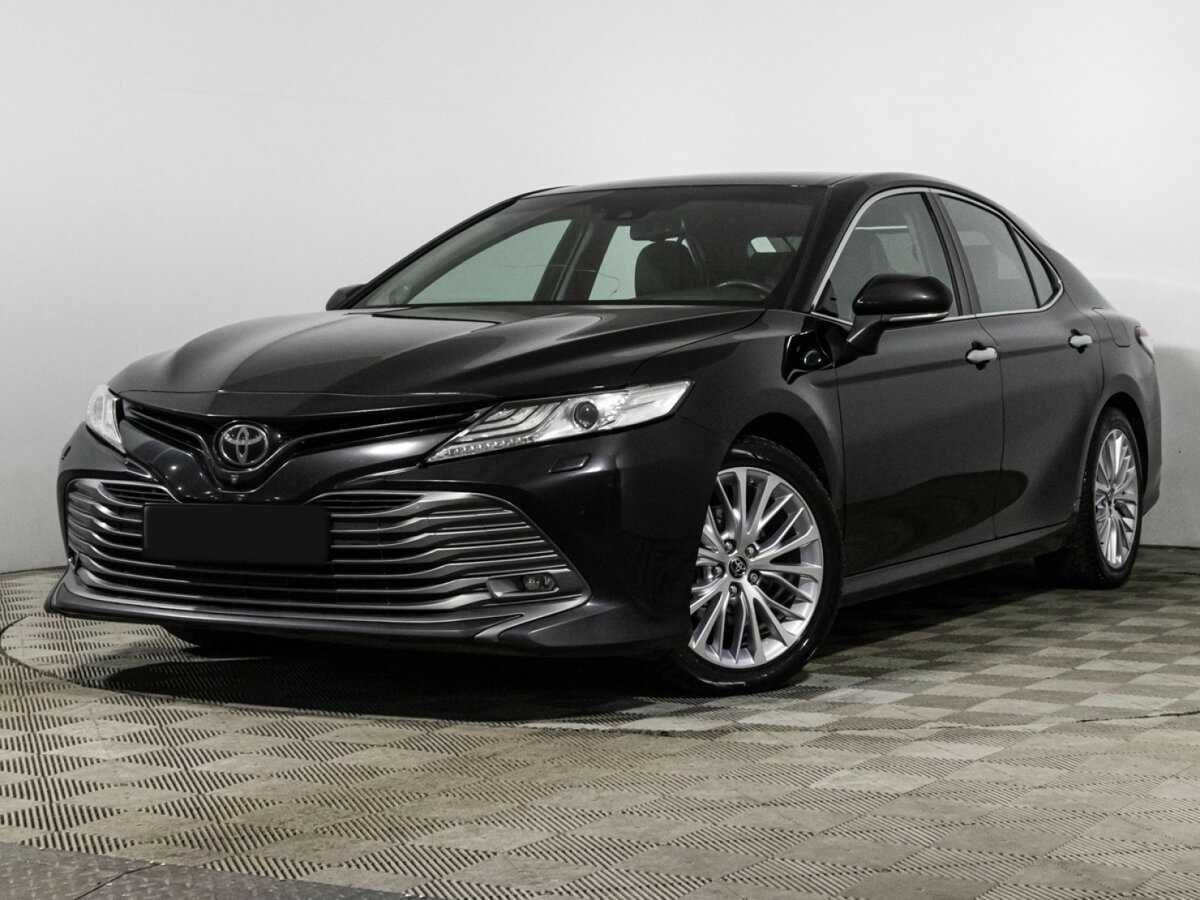 Toyota Camry 2018 года с пробегом. Посмотреть фото