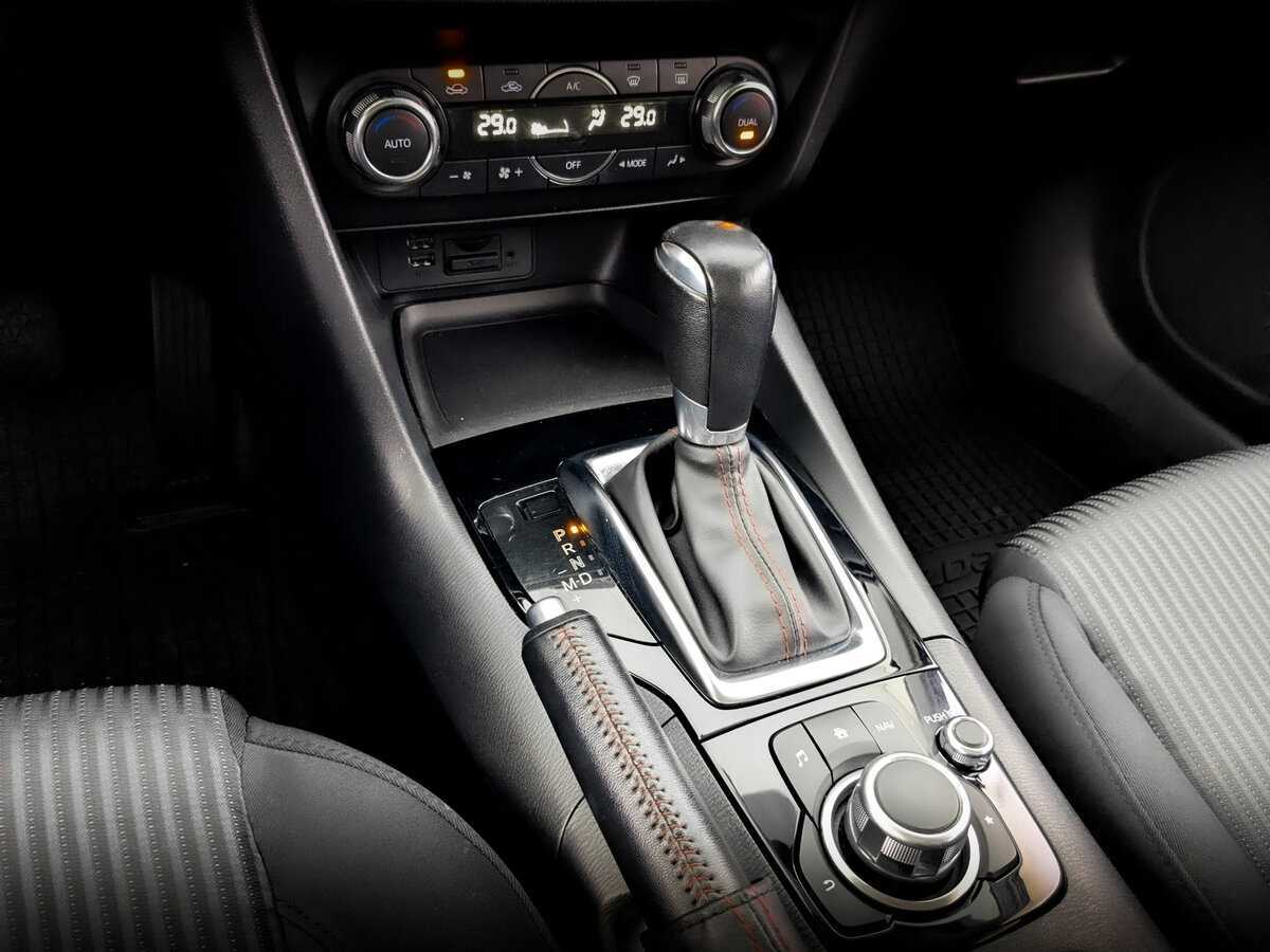 Mazda 3 2015 года с пробегом. Фото: #24