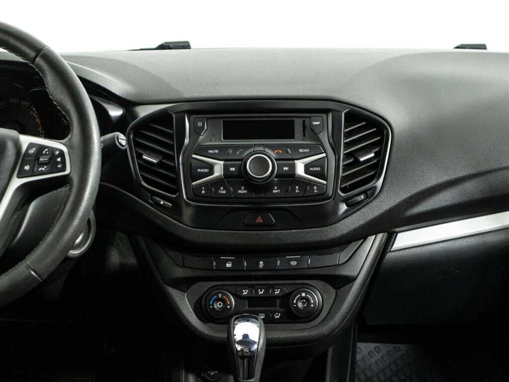 Lada (ВАЗ) Vesta 2021 года с пробегом. Фото: #13