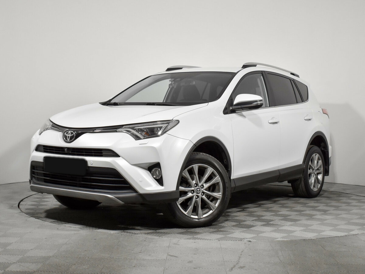 Toyota RAV4 2017 года с пробегом. Посмотреть фото