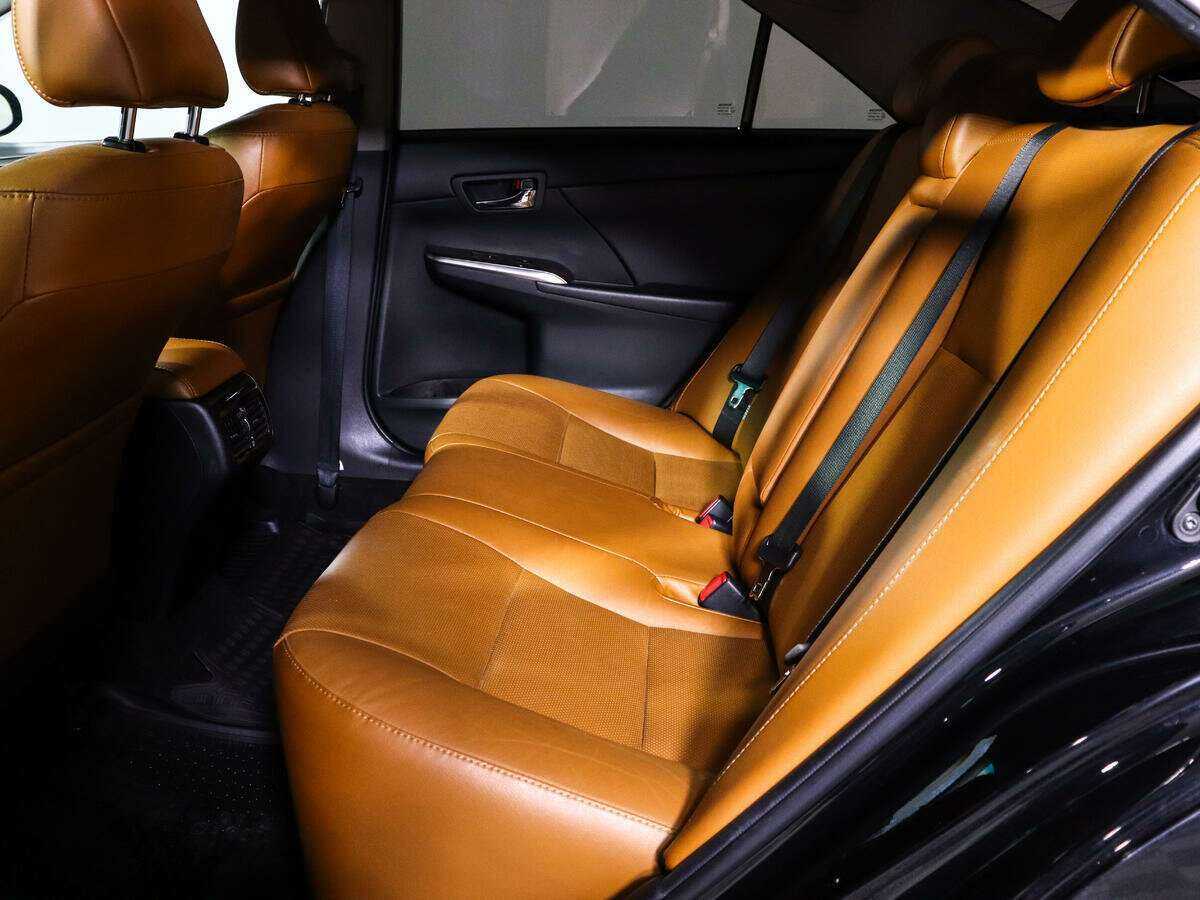 Toyota Camry 2016 года с пробегом. Фото: #6