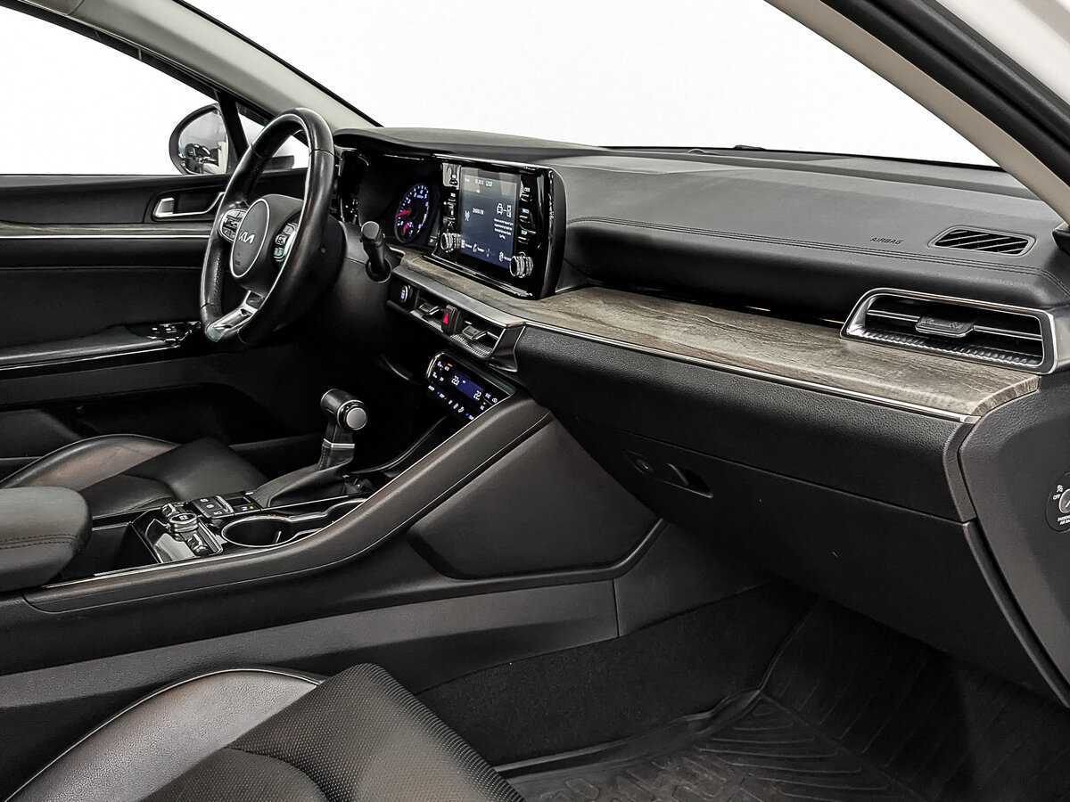 Kia K5 2022 года с пробегом. Фото: #10