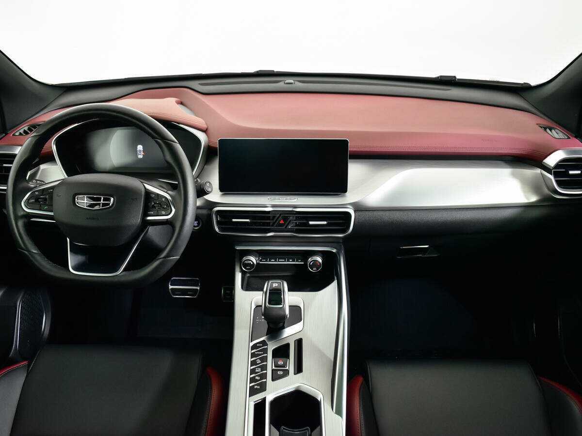 Geely Coolray 2022 года с пробегом. Фото: #11