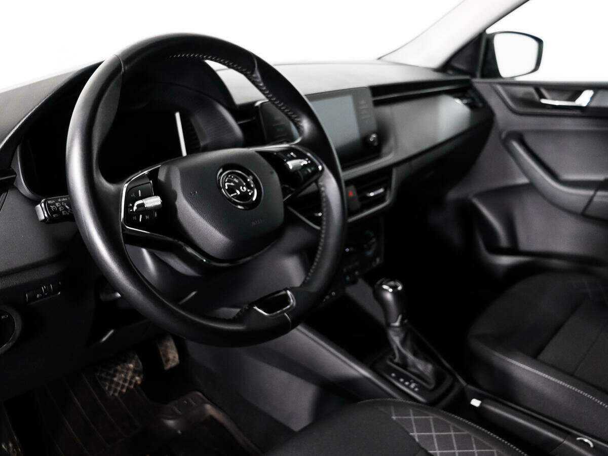 Skoda Rapid 2021 года с пробегом. Фото: #5