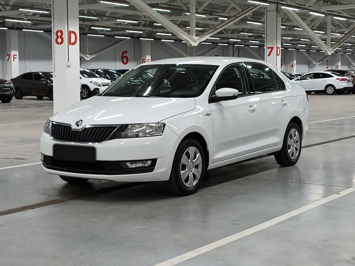 Skoda Rapid 2019 года с пробегом. Посмотреть фото
