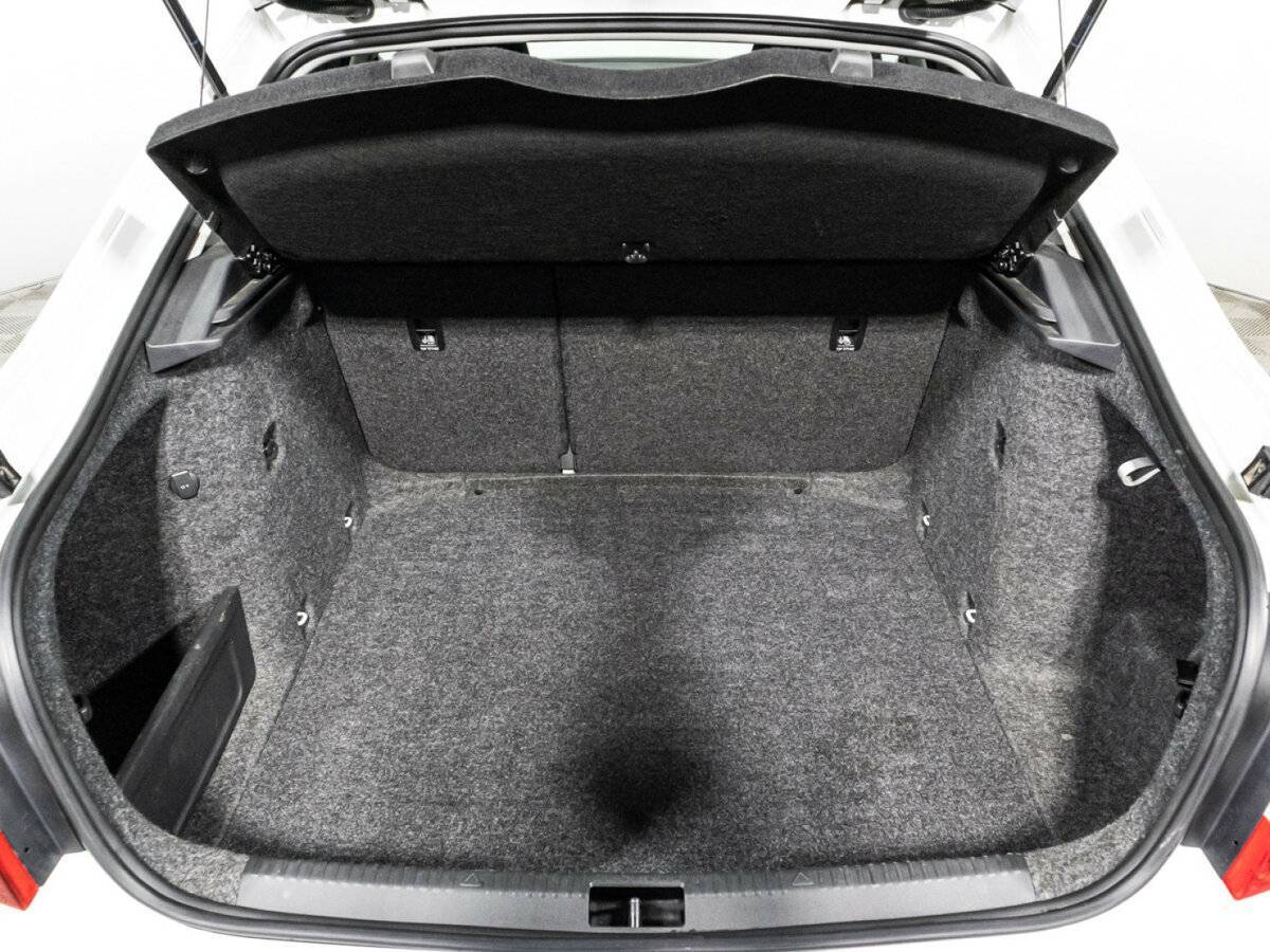 Skoda Octavia 2016 года с пробегом. Фото: #13