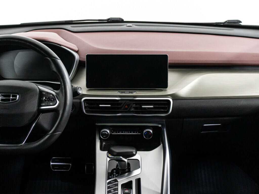 Geely Coolray 2022 года с пробегом. Фото: #13