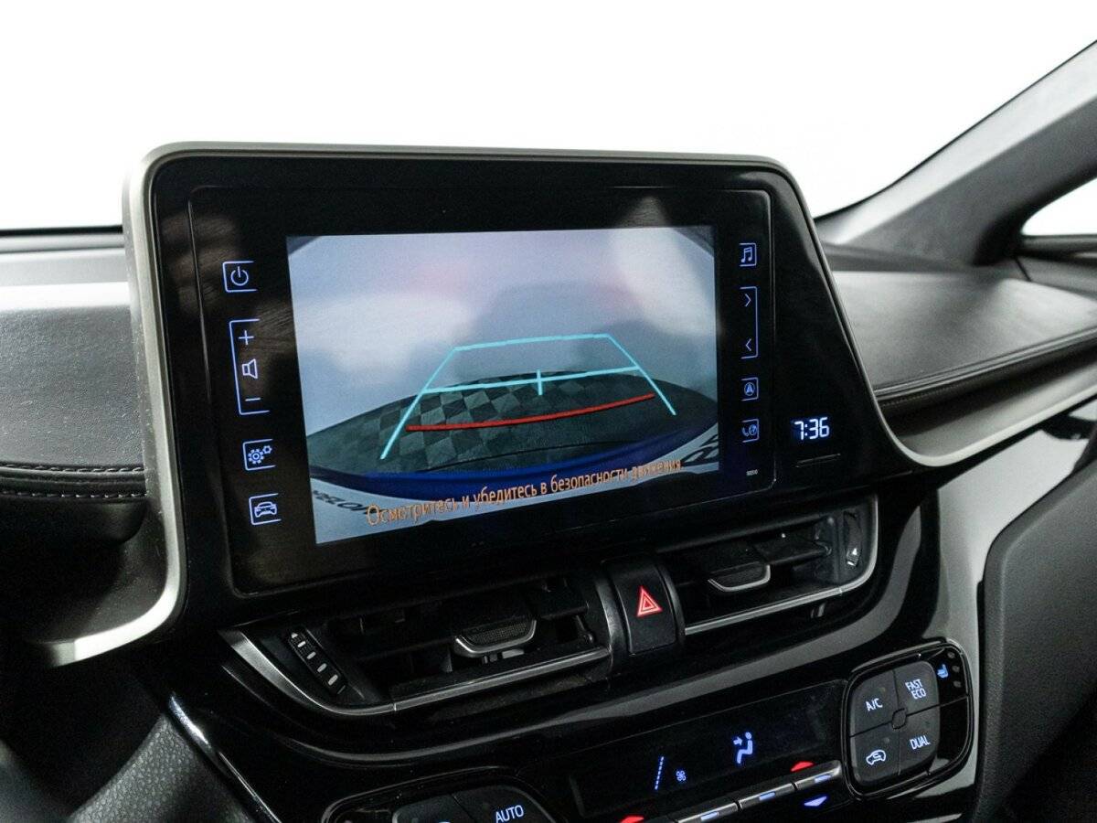 Toyota C-HR 2019 года с пробегом. Фото: #14