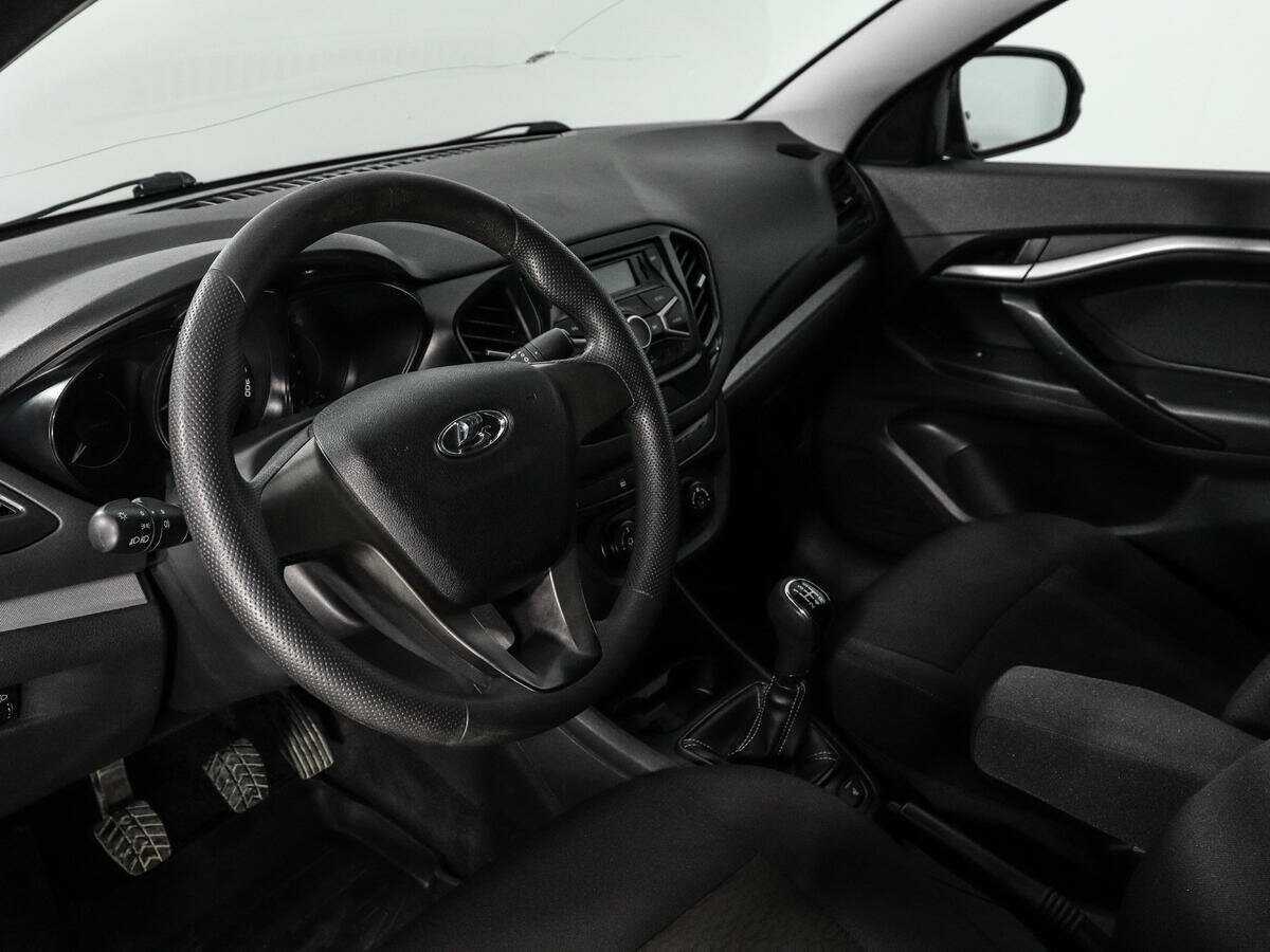 Lada (ВАЗ) Vesta 2017 года с пробегом. Фото: #6
