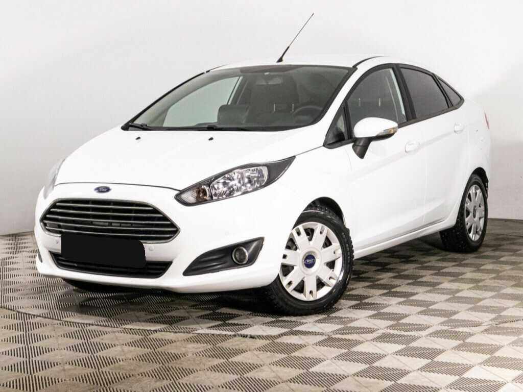 Ford Fiesta 2015 года с пробегом. Посмотреть фото