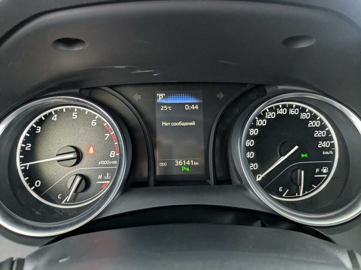 Toyota Camry 2020 года с пробегом. Фото: #9