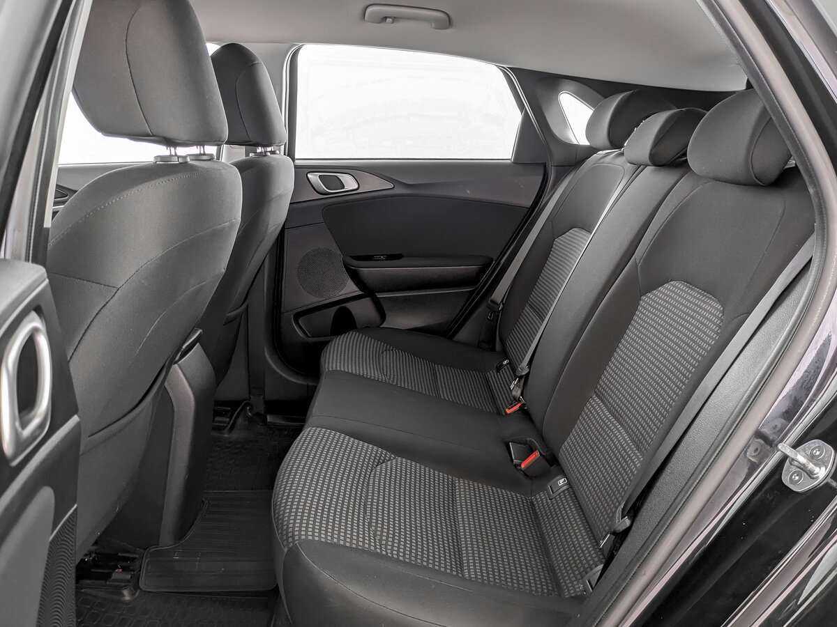 Kia Ceed 2020 года с пробегом. Фото: #9