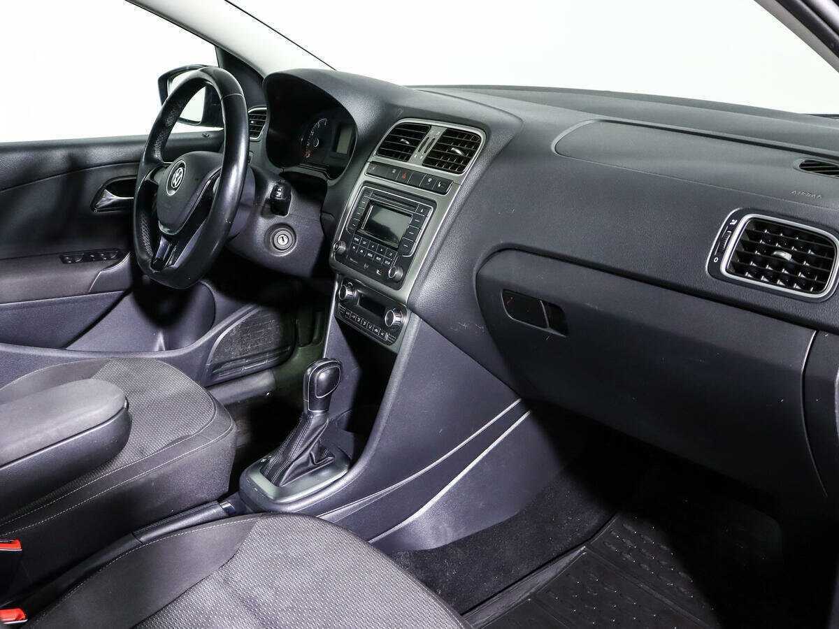 Volkswagen Polo 2016 года с пробегом. Фото: #8