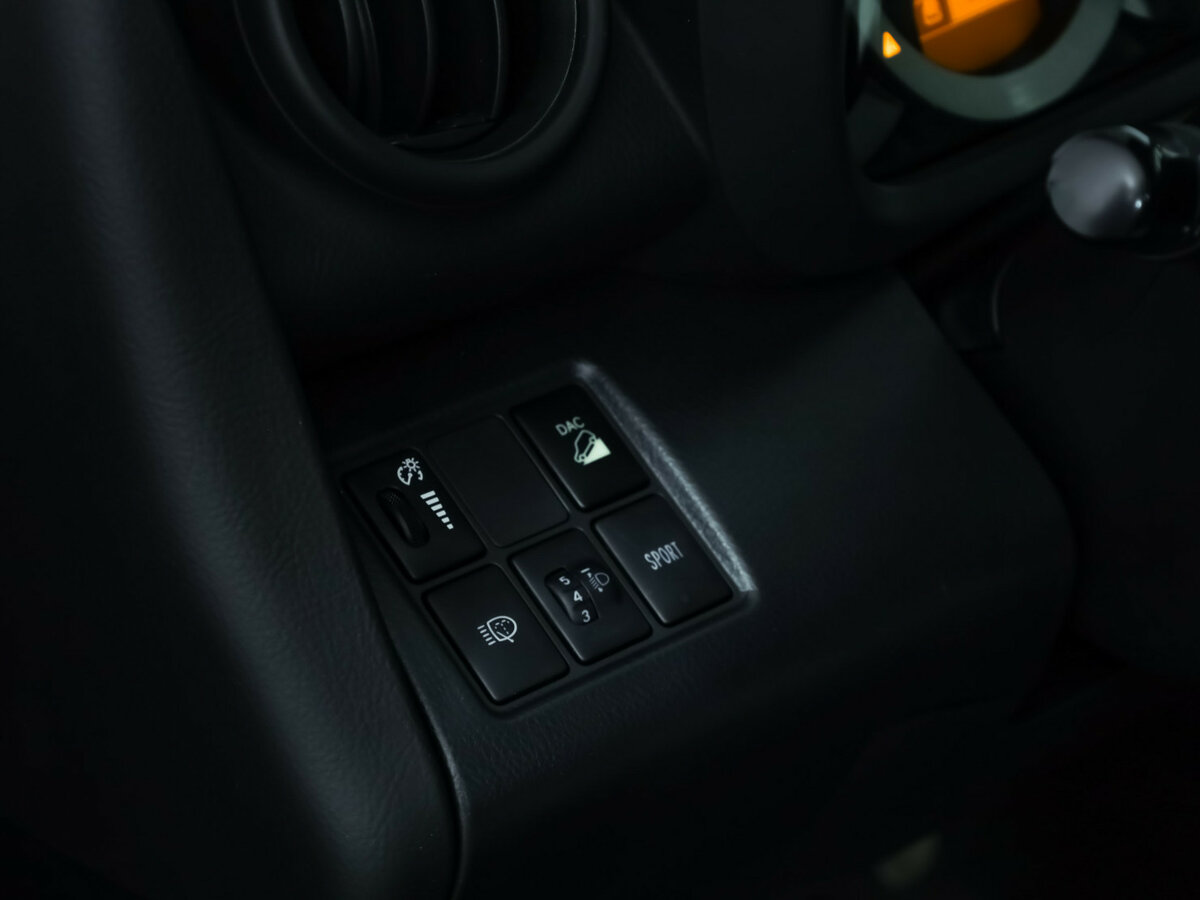 Toyota RAV4 2012 года с пробегом. Фото: #11