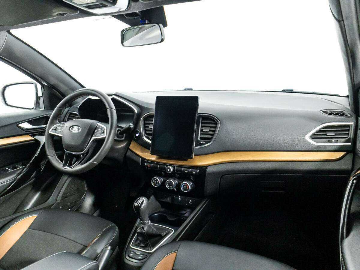 Lada (ВАЗ) Vesta 2023 года с пробегом. Фото: #8