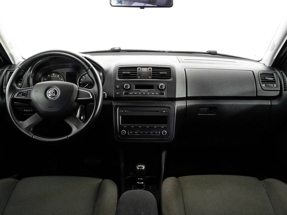 Skoda Fabia 2013 года с пробегом. Фото: #9