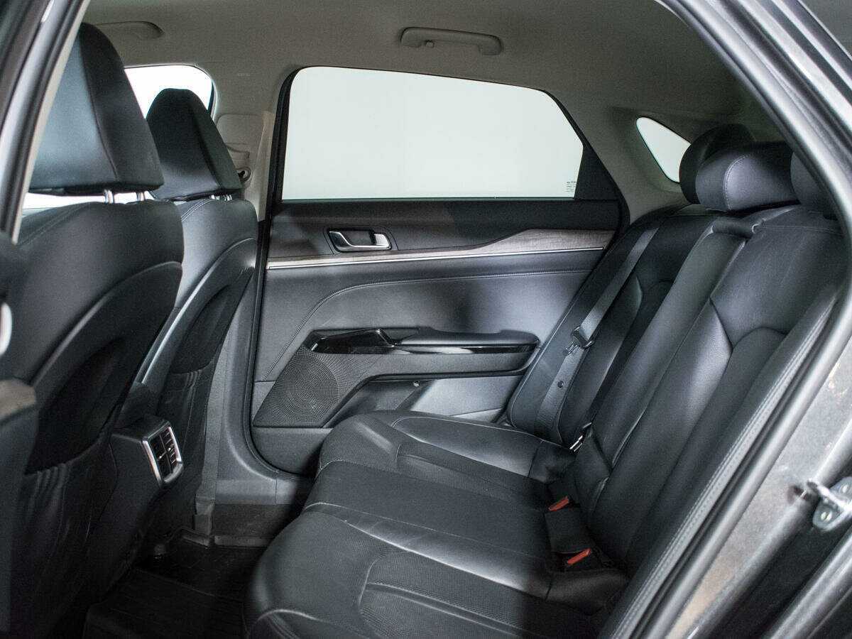 Kia K5 2021 года с пробегом. Фото: #9