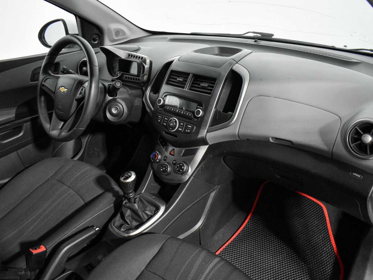 Chevrolet Aveo 2014 года с пробегом. Фото: #11