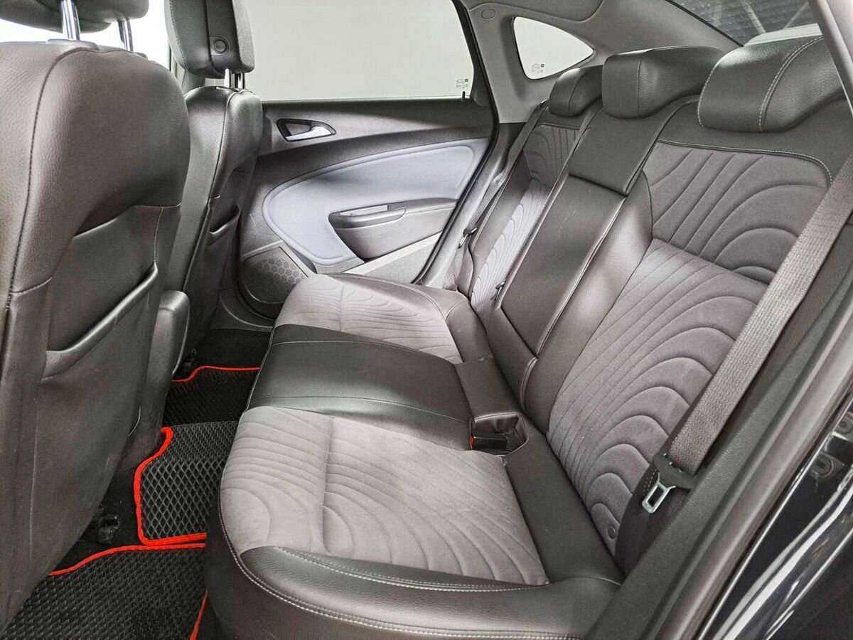 Opel Astra 2014 года с пробегом. Фото: #9