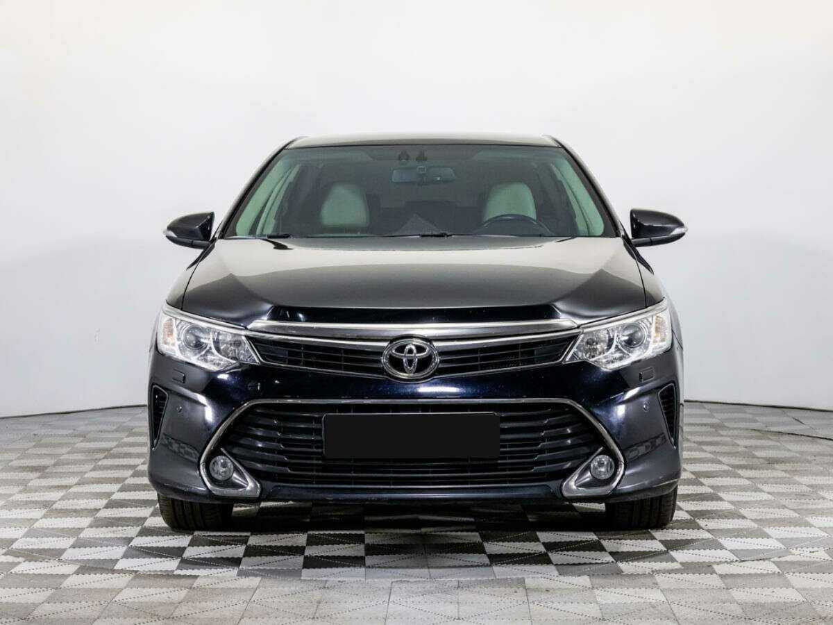 Toyota Camry 2015 года с пробегом. Фото: #1