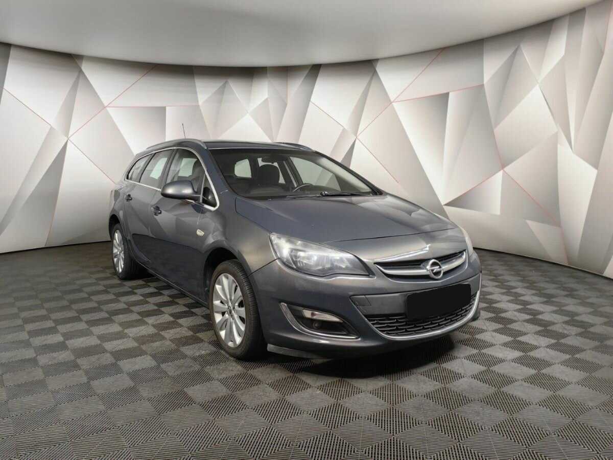 Opel Astra 2014 года с пробегом. Фото: #2