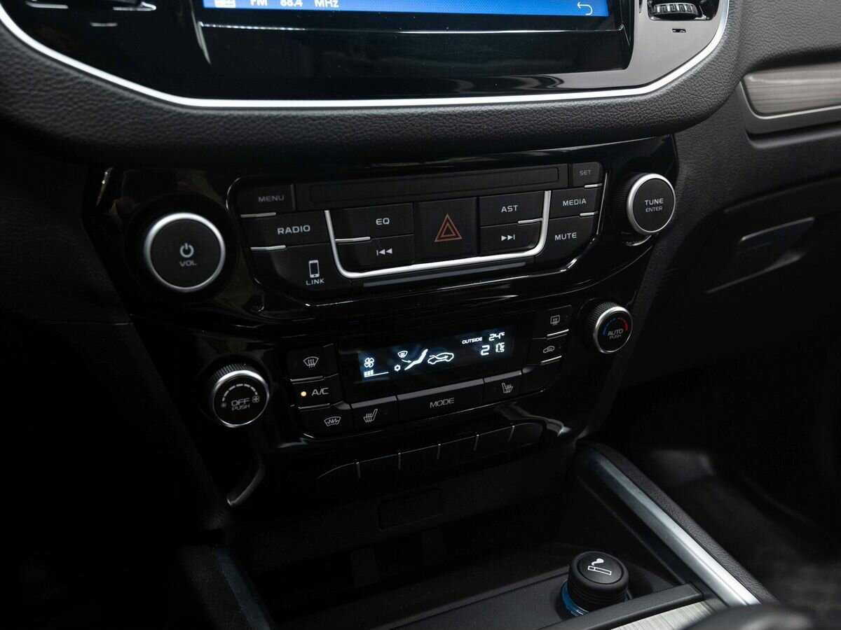 Geely Emgrand X7 2020 года с пробегом. Фото: #19