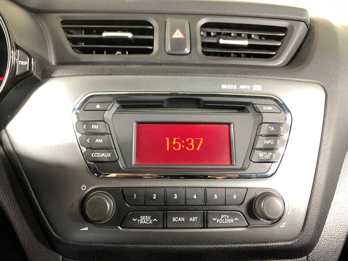 Kia Rio 2013 года с пробегом. Фото: #13