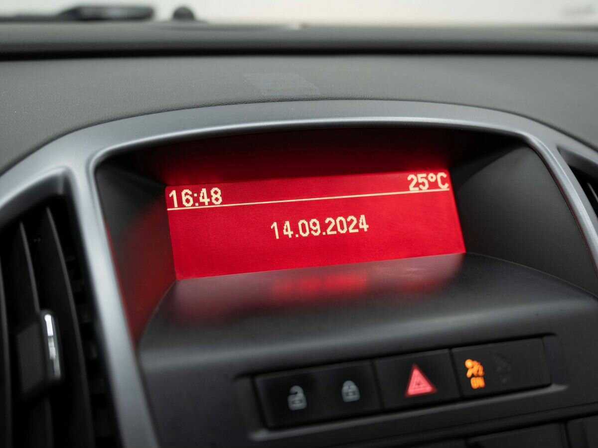 Opel Astra 2013 года с пробегом. Фото: #15