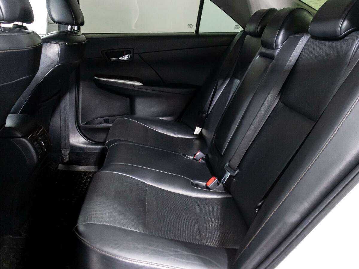 Toyota Camry 2012 года с пробегом. Фото: #9